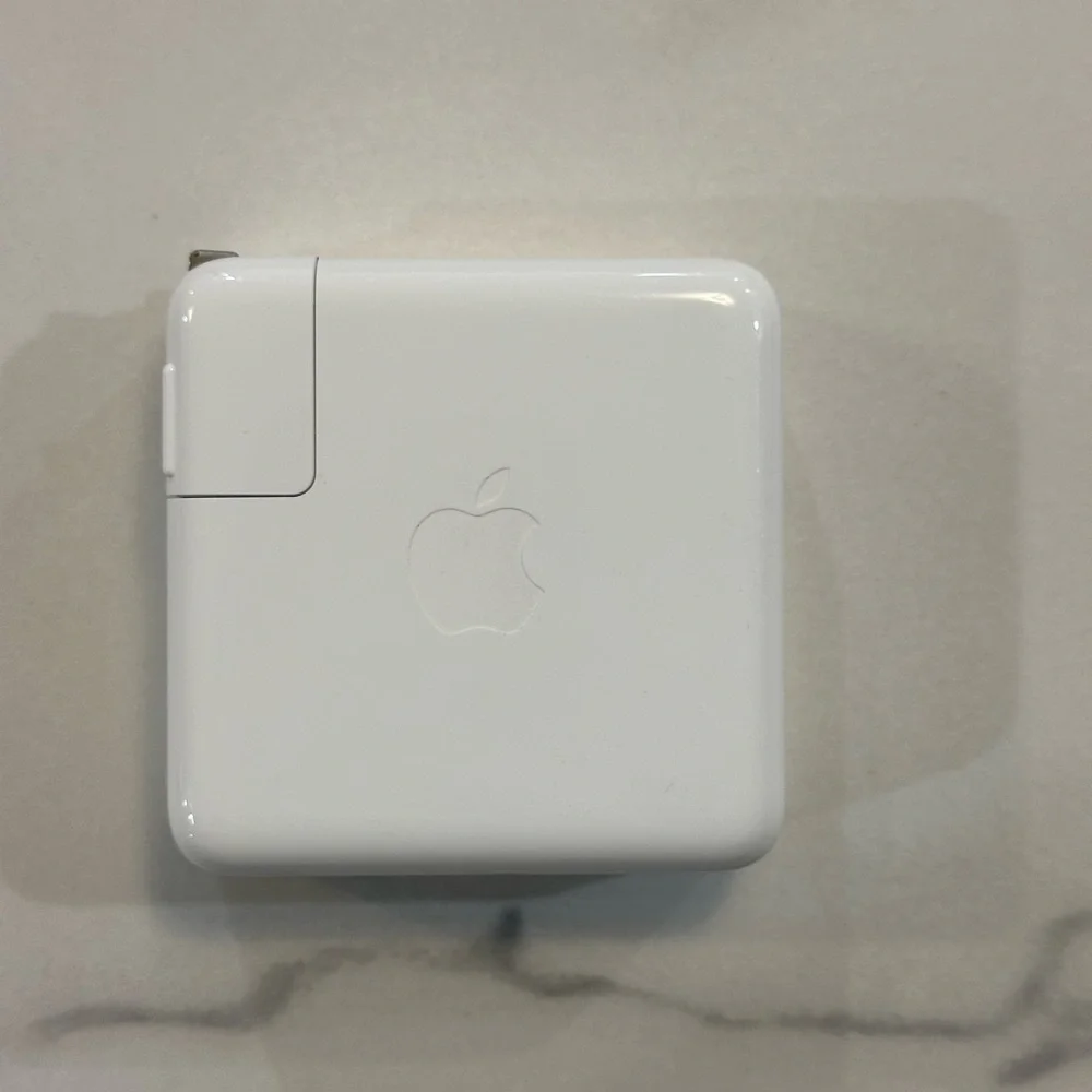 Apple 67w USB-C Power adapter
